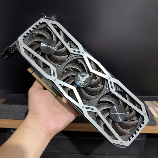 Gainward Phoenix triple-fan graphics card, front view